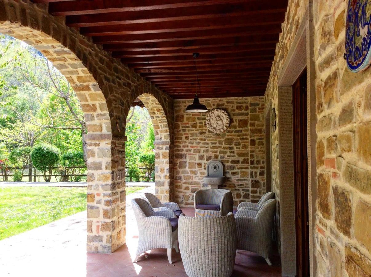 Fattorie Di Celli Apartment Попи Екстериор снимка