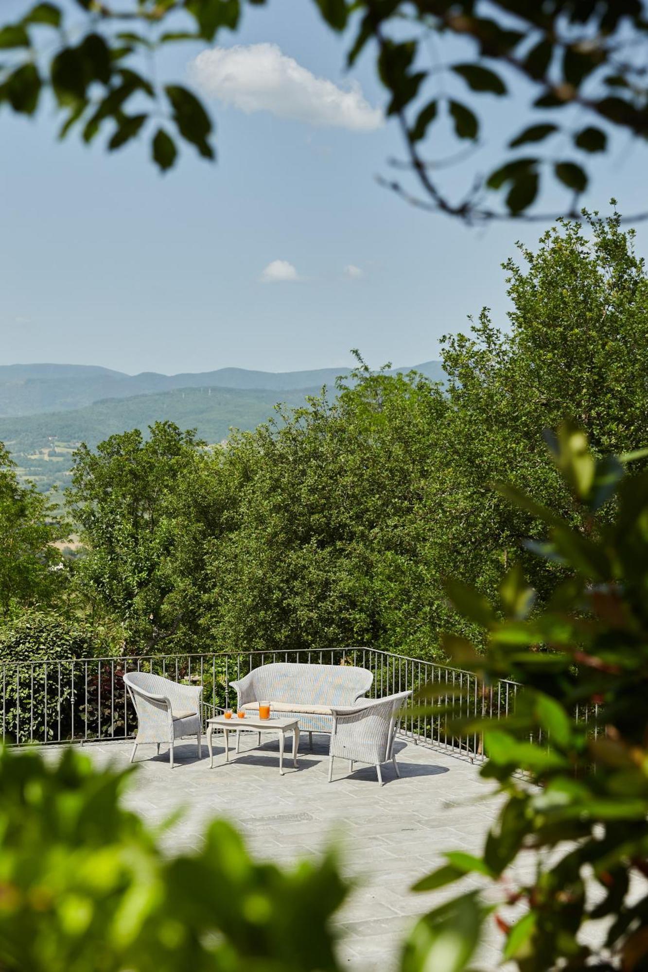 Fattorie Di Celli Apartment Попи Екстериор снимка